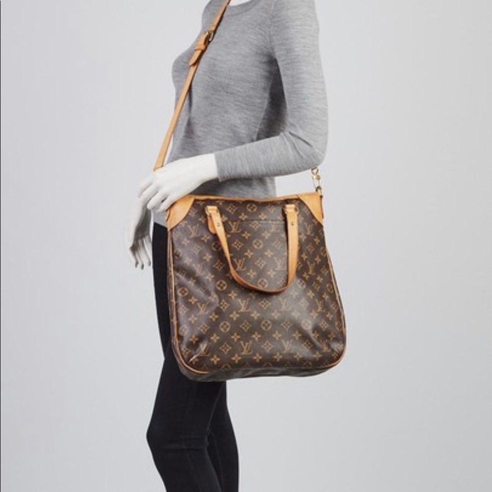 Louis Vuitton Odeon GM Canvas Monogram Crossbody Handbag